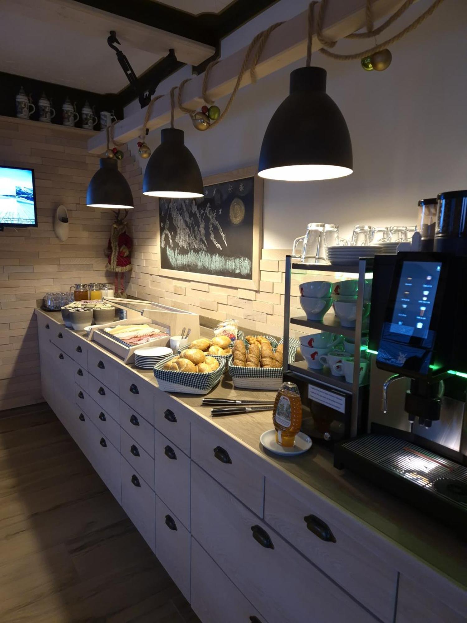 Gaestehaus Zum Steirischen Kuss Aich  Extérieur photo