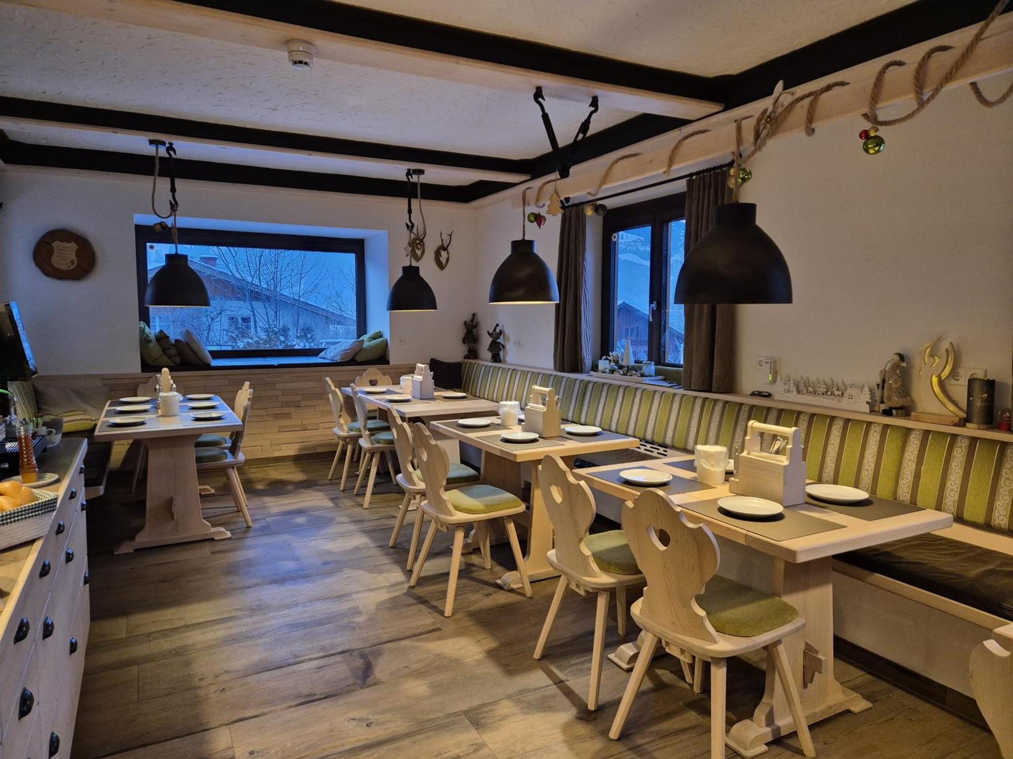 Gaestehaus Zum Steirischen Kuss Aich  Extérieur photo