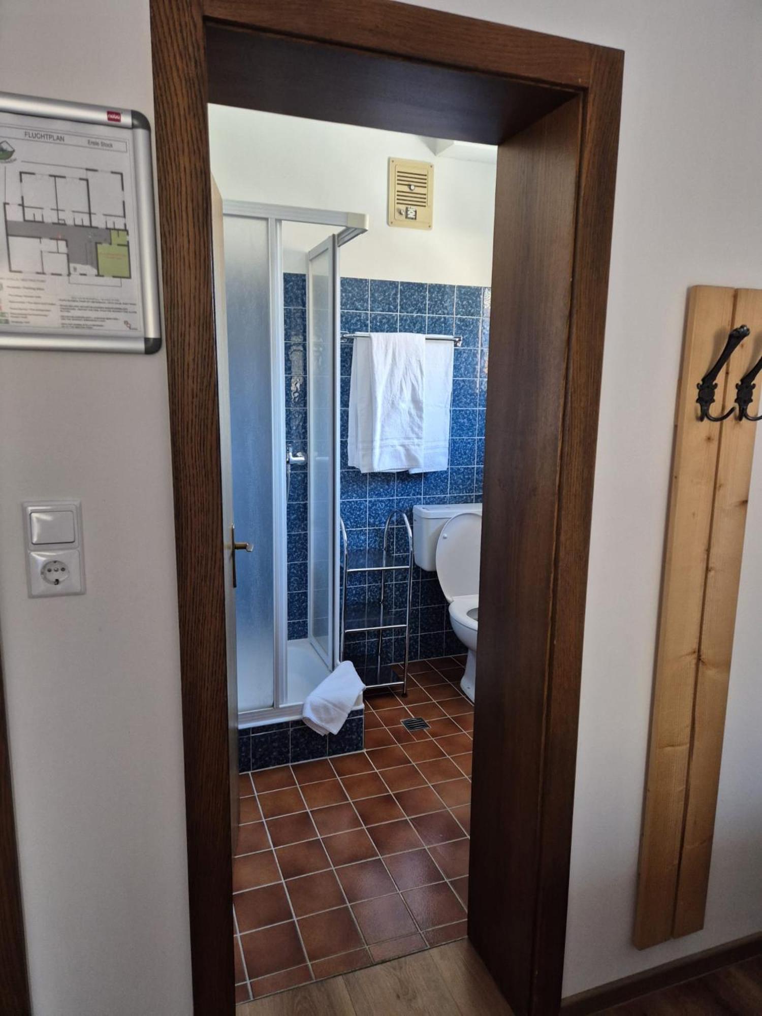 Gaestehaus Zum Steirischen Kuss Aich  Extérieur photo