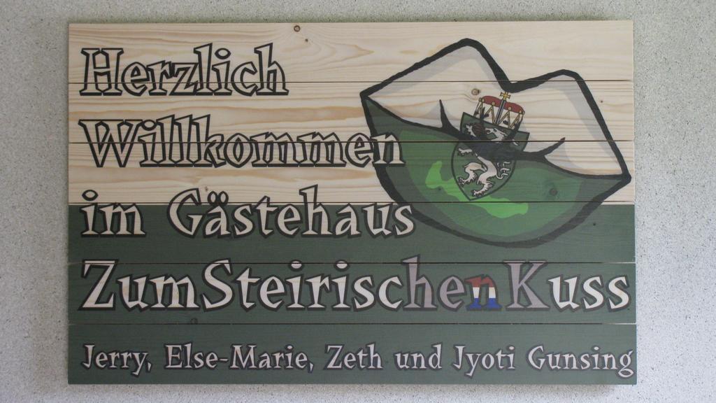 Gaestehaus Zum Steirischen Kuss Aich  Extérieur photo