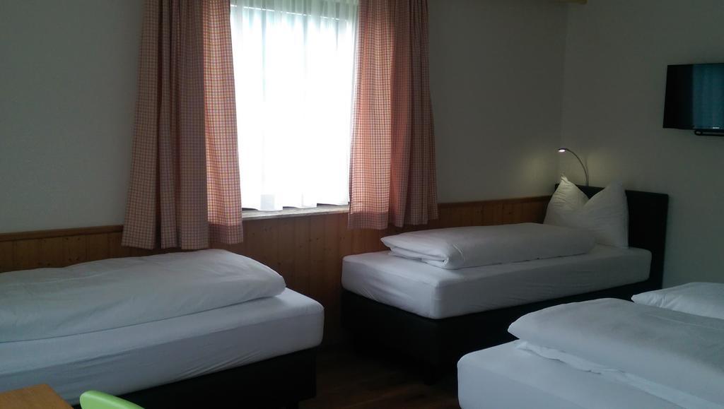 Gaestehaus Zum Steirischen Kuss Aich  Extérieur photo